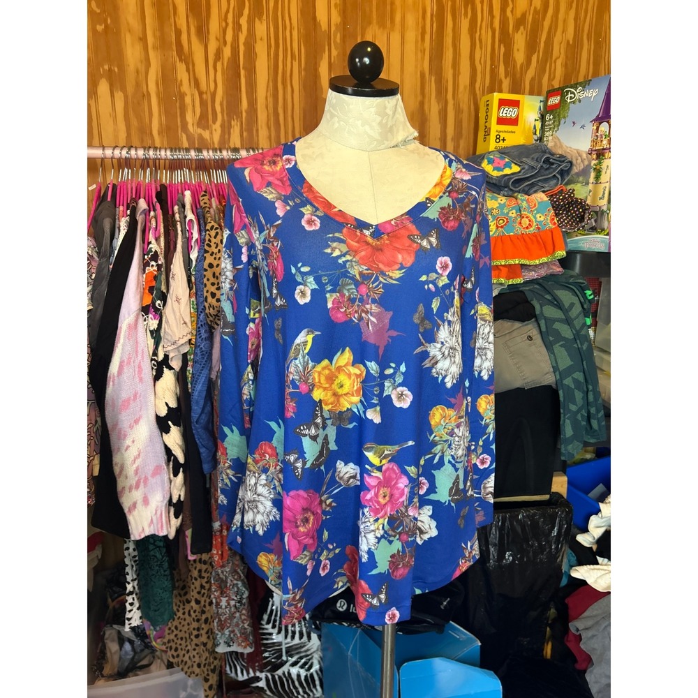 Soft Surroundings Blue Floral Butterfly Bird Long Sleeve Tunic Top NWT Sz XS - Picture 2 of 10